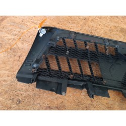 KRATKA GRILL ATRAPA ZDERZAKA PRZÓD MN117713 MITSUBISHI PAJERO III