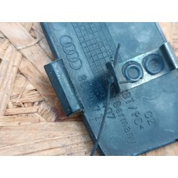 8E0807241 ZAŚLEPKA ZDERZAKA PRZÓD AUDI A4 B6 B7
