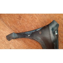 BŁOTNIK LEWY PRZÓD TOYOTA RAV4 II 2001- ZDROWY