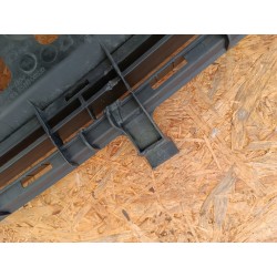 GRILL ATRAPA ZDERZAKA TOYOTA COROLLA E12 53111-02330 ORYGINAŁ