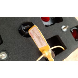 BMW E39 SEDAN LAMPA PRAWY TYŁ TYLNA 8358032