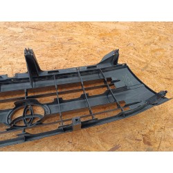 KRATKA ATRAPA ZDERZAKA PRZÓD GRILL TOYOTA HILUX VI 2002-
