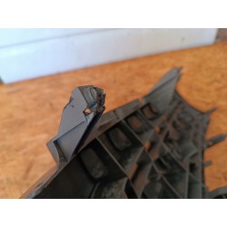 KRATKA ATRAPA ZDERZAKA PRZÓD GRILL TOYOTA HILUX VI 2002-