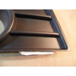 KRATKA ZAŚLEPKA HALOGENU PRAWA SUZUKI SWIFT 2004-