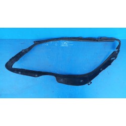 USZCZELKA REFLEKTORA LAMPY PRZÓD PRAWA MERCEDES C KLASA W204 A2048261091