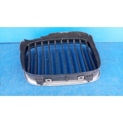 8159311 KRATKA NERKA ZDERZAKA GRILL ATRAPA LEWA BMW E39