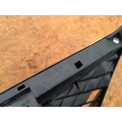 KRATKA GRILL ATRAPA ZDERZAKA PRZÓD GJ6A50712 MAZDA 6 VI GG 2002-