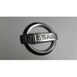 ZNACZEK EMBLEMAT KLAPY BAGAŻNIK NISSAN MICRA K12