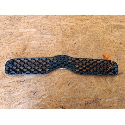 KRATKA GRILL ATRAPA ZDERZAKA PRZÓD TY0734001 TOYOTA YARIS I LIFT 03-