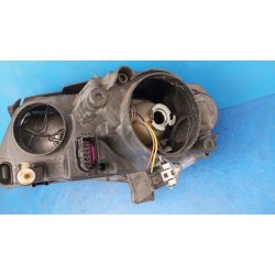 LAMPA PRAWY PRZÓD ANGLIK UK VW PASSAT B6 3C0941006K SOCZEWKA