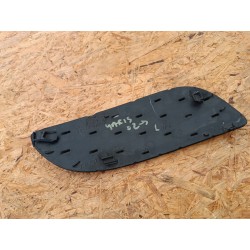 KRATKA ZAŚLEPKA ZDERZAKA HALOGENU LEWA TOYOTA YARIS I 2002-