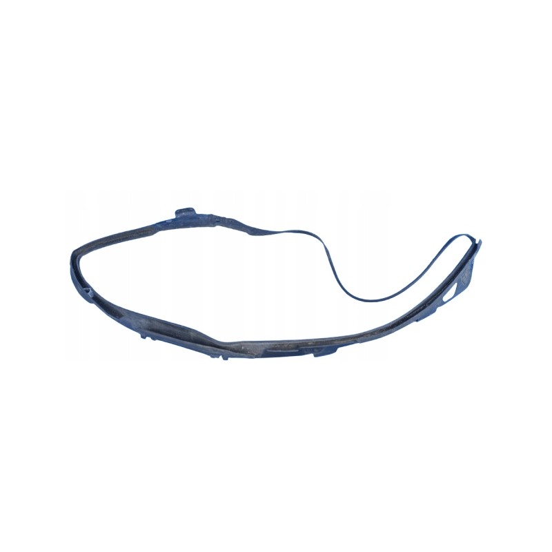 USZCZELKA REFLEKTORA LAMPY PRZÓD LEWA A2468260058 MERCEDES W246 B KLASA