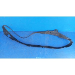 USZCZELKA REFLEKTORA LAMPY PRZÓD LEWA A2468260058 MERCEDES W246 B KLASA