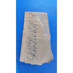 USZCZELKA REFLEKTORA LAMPY PRZÓD LEWA A2468260058 MERCEDES W246 B KLASA