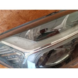 LAMPA PRAWY PRZÓD REFLEKTOR EU FULL LED 32133578 VOLVO XC40