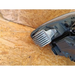 LAMPA PRAWY PRZÓD REFLEKTOR EU FULL LED 32133578 VOLVO XC40