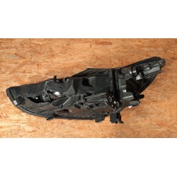 HYUNDAI I30 III LAMPA LED PRAWA PRZÓD PRZEDNIA 92102-G4XXX