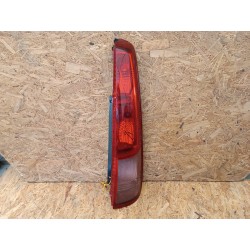 NISSAN X-TRAIL T30 LAMPA PRAWY TYŁ TYLNA