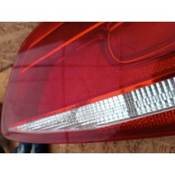 3AF945094K LAMPA PRAWY TYŁ W KLAPE VW PASSAT B7