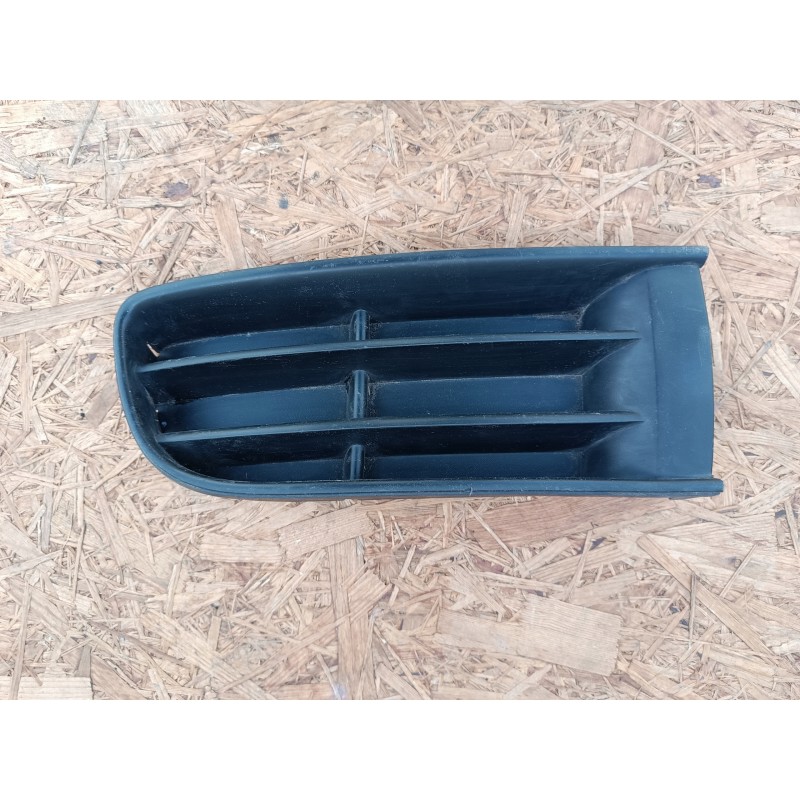 6Q0853666 PRAWA KRATKA ZDERZAKA PRZÓD VOLKSWAGEN POLO IV 4 9N 2001-