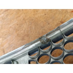 KRATKA GRILL ATRAPA ZDERZAKA PRZÓD 62310VK000 NISSAN NAVARA D22 LIFT 02-