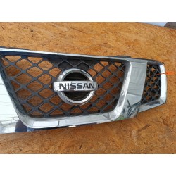 KRATKA GRILL ATRAPA ZDERZAKA PRZÓD 2310EB400 NISSAN NAVARA D40