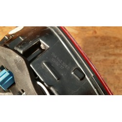 VOLKSWAGEN TIGUAN II LAMPA LED TYŁ TYLNA PRAWA W KLAPĘ 5NA945308D