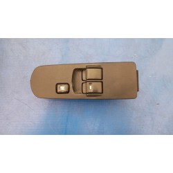 MR587959 PRZEŁACZNIK PANEL SZYB LEWY PRZÓD MITSUBISHI COLT VI 6