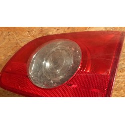 VOLKSWAGEN PASSAT B6 KOMBI LAMPA TYLNA TYŁ PRAWA W KLAPĘ 3C994509406S