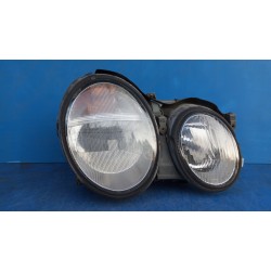 LAMPA PRAWY PRZÓD REFLEKTOR XENON EU MERCEDES CLK W208