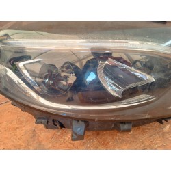 LAMPA PRAWY PRZÓD EU REFLEKTOR LED MERCEDES B KLASA W246 A2469065401