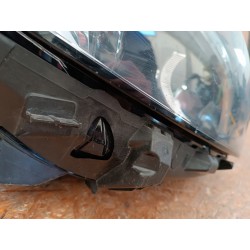 LAMPA PRAWY PRZÓD EU REFLEKTOR LED MERCEDES B KLASA W246 A2469065401