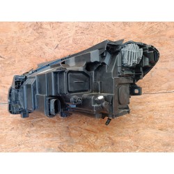 LAMPA PRAWY PRZÓD EU REFLEKTOR LED MERCEDES B KLASA W246 A2469065401