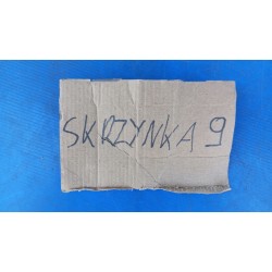 USZCZELKA REFLEKTORA LAMPY PRZÓD PRAWA MERCEDES S KLASA W222 A2228260158