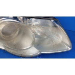 LAMPA PRAWY PRZÓD 3C0941006R VW PASSAT B6 UK ANGLIK SOCZEWKA
