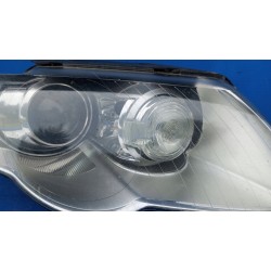 LAMPA PRAWY PRZÓD XENON 3C0941752D VW PASSAT B6 EUROPA SOCZEWKA
