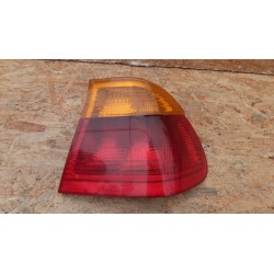BMW 3 E46 LAMPA TYLNA TYŁ PRAWA 8364922