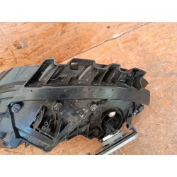 LAMPA PRAWY PRZÓD REFLEKTOR EU 1077376-30-B TESLA MODEL 3 LED