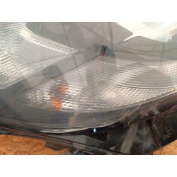 LAMPA PRAWY PRZÓD EU 13381336 OPEL CORSA E 2014-2019