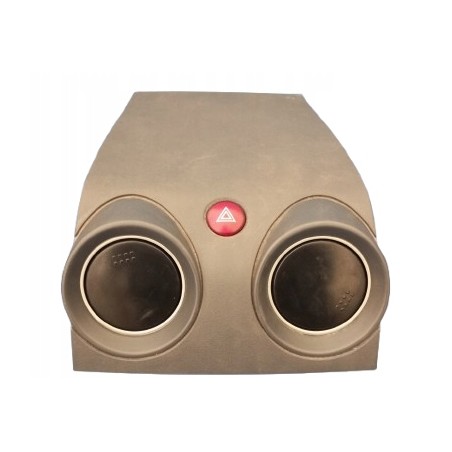 MR951746 MITSUBISHI COLT VI 6 KRATKA NAWIEWU OSŁONA ŚRODKOWA DESKI