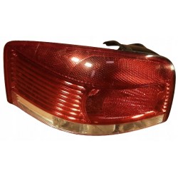 AUDI A3 8P LAMPA LEWA TYŁ TYLNA 8P0945095