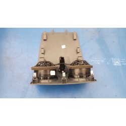 MR951746 MITSUBISHI COLT VI 6 KRATKA NAWIEWU OSŁONA ŚRODKOWA DESKI