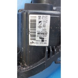 LAMPA LEWY PRZÓD EU 8200689297 RENAULT CLIO III 3 SOCZEWKA UK ANGLIK