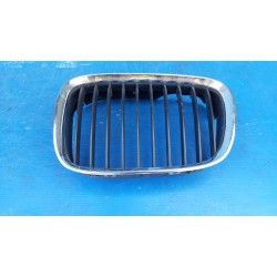 8159311 KRATKA NERKA ZDERZAKA GRILL ATRAPA LEWA BMW E39