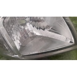 TOYOTA HILUX VII 12- LAMPA PRAWY PRZÓD