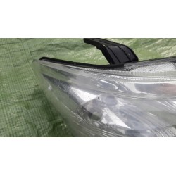 TOYOTA HILUX VII 12- LAMPA PRAWY PRZÓD