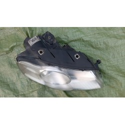 LAMPA PRAWY PRZÓD VOLKSWAGEN PASSAT B6