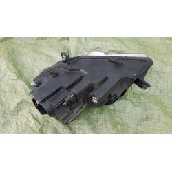 LAMPA PRAWY PRZÓD VOLKSWAGEN PASSAT B6