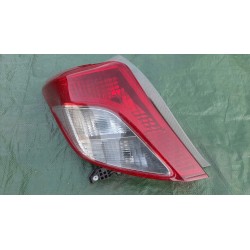 LAMPA LEWY TYŁ TOYOTA YARIS III 3