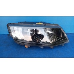 LAMPA PRAWY PRZÓD EUROPA XENON SKODA OCTAVIA III 3 2012- 5E1941018B